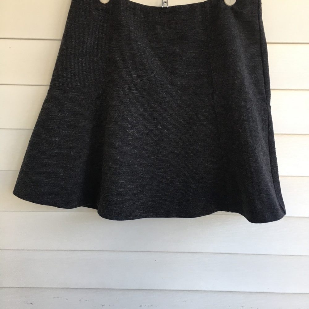 Ann Taylor Loft Above Knee A-Line Skirt Size Lg/XL Color Gray